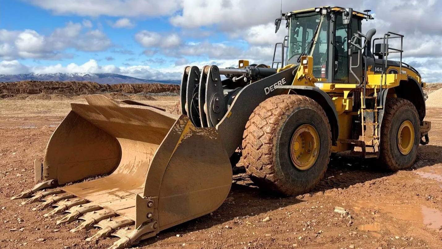 Wheel Loader severe DPF emissions system sensor replacement and forced regeneration